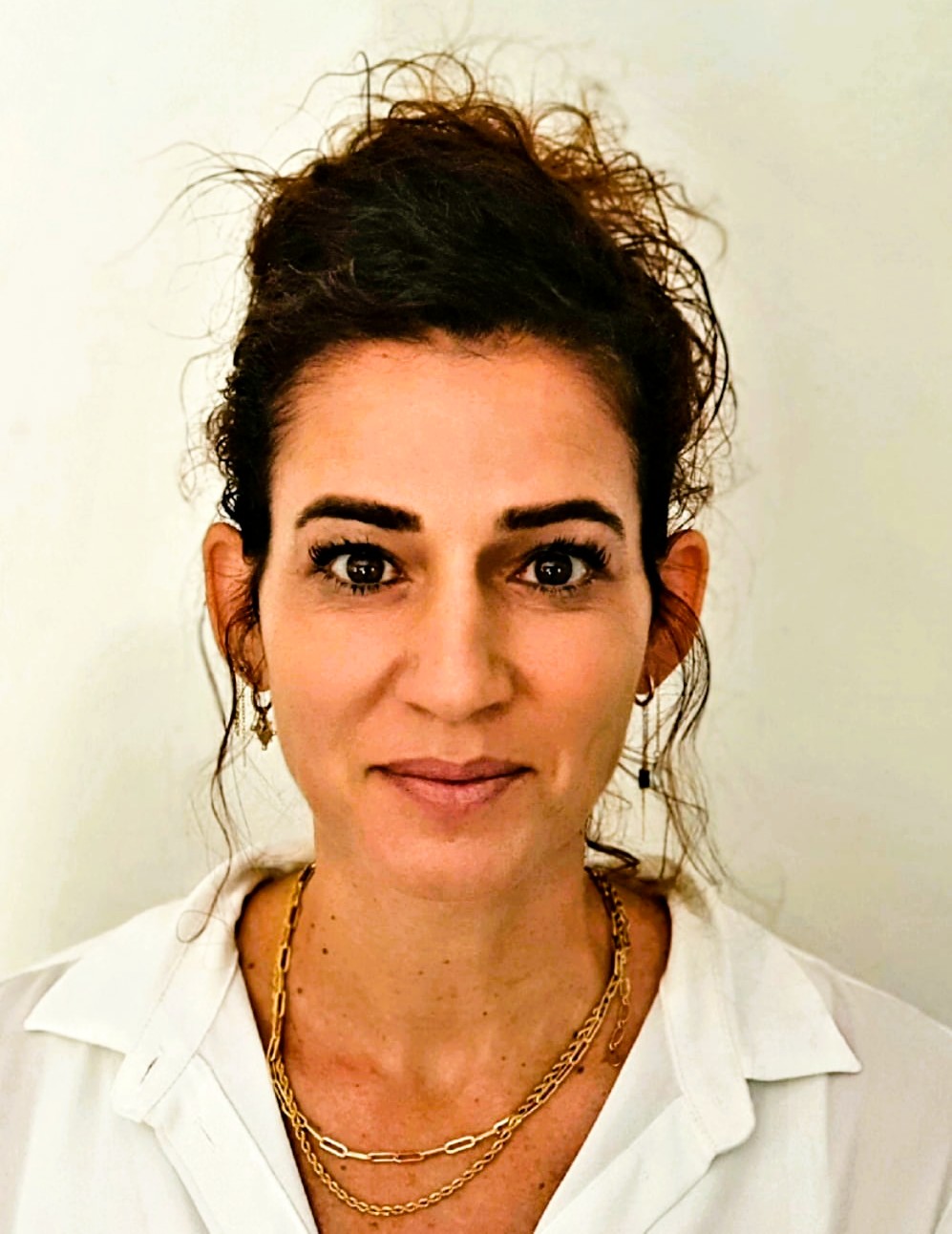 ענבל נחמד