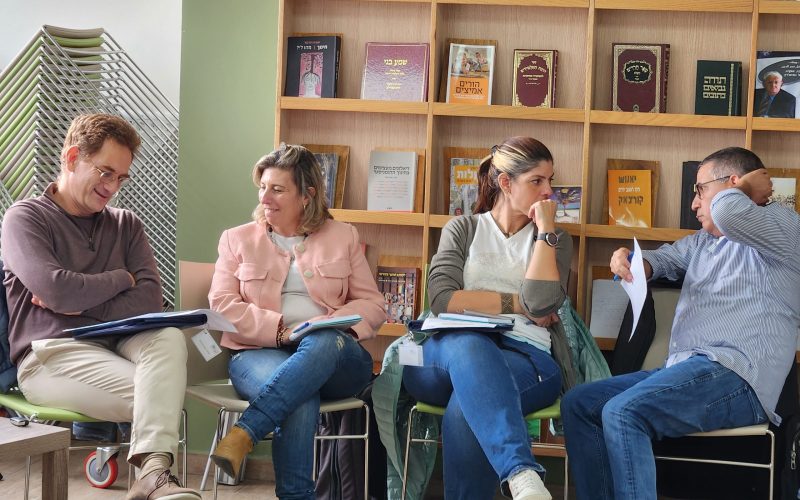 רציונל אבני דרך תיכונים